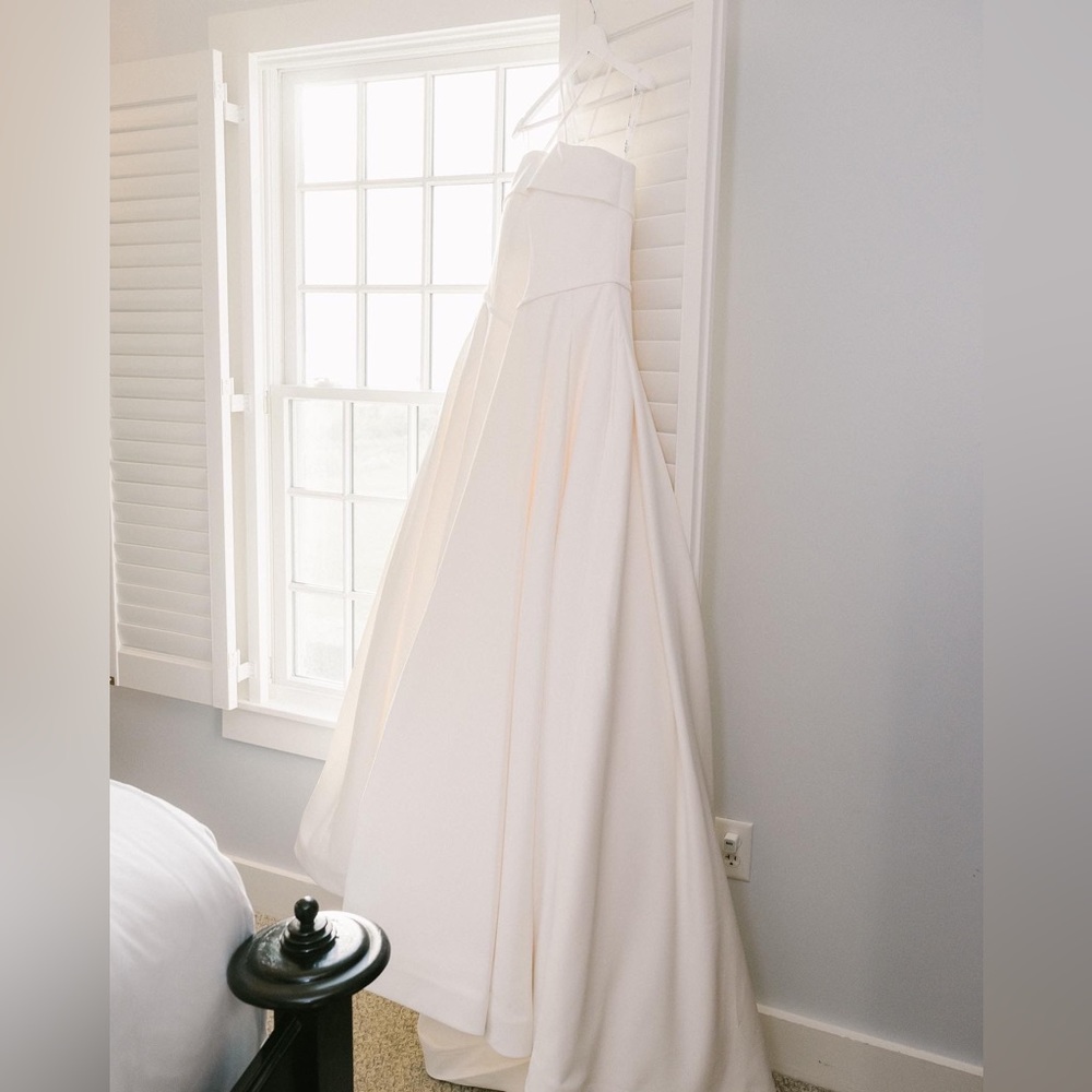 Stella York 7045 zero alterations size 20